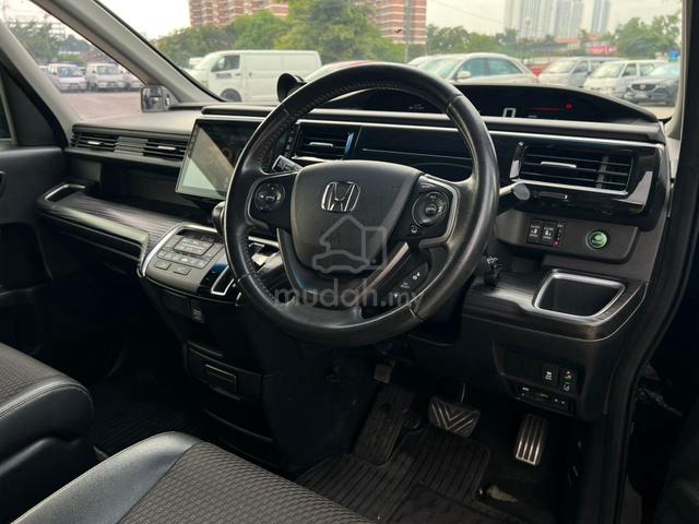 2017 Honda STEPWAGON 1.5 SPADA COOL SPIRIT 7 SEAT - 5