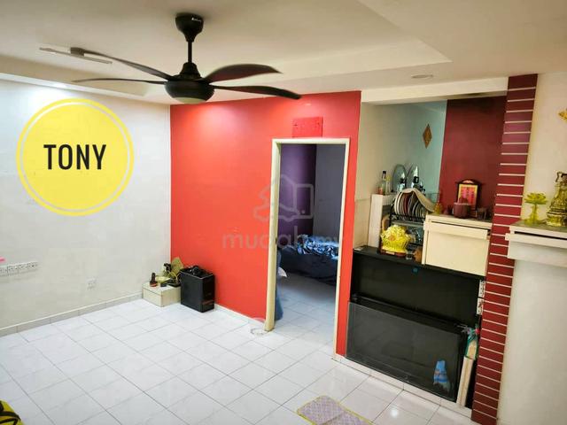Sri Ivory (Sri Ivori) Apartment 1