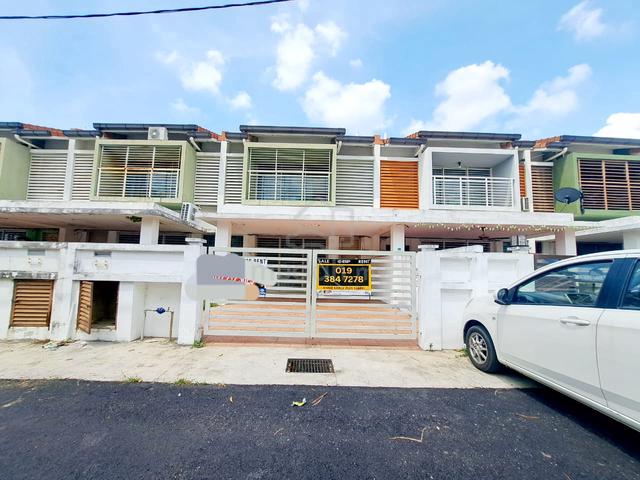 FACING OPEN DOUBLE STOREY PUNCAK BESTARI Bandar PUNCAK ALAM 1