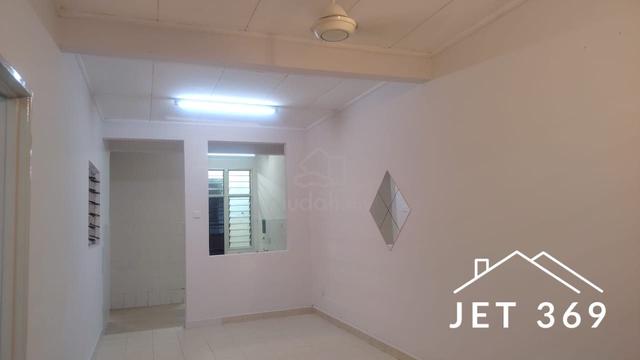 Klang Bandar Bukit Raja 1 Storey House For Rent 1