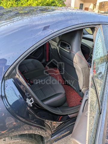 2017 Mercedes Benz CLA250 4 MATIC (CBU) 2.0 - 4