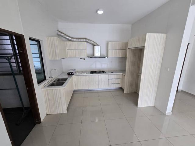 V-Residensi 1