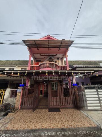 Nice 🔥 5 rooms -FULLY Renovated 2 Storey Taman Pertama, Sabak Bernam 1