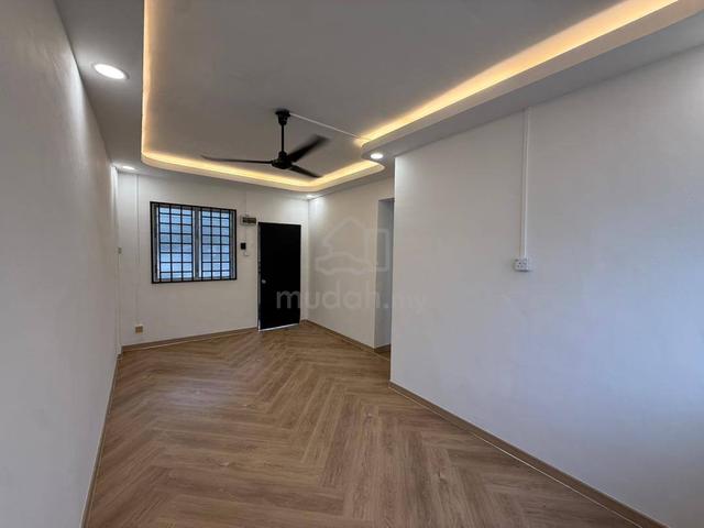 Fully Renovated Flat Jasa Mutiara Rini 1