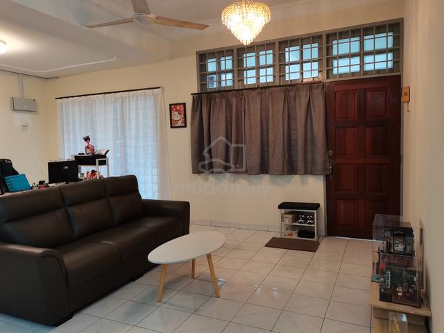 Ipoh Garden East room for rent 1