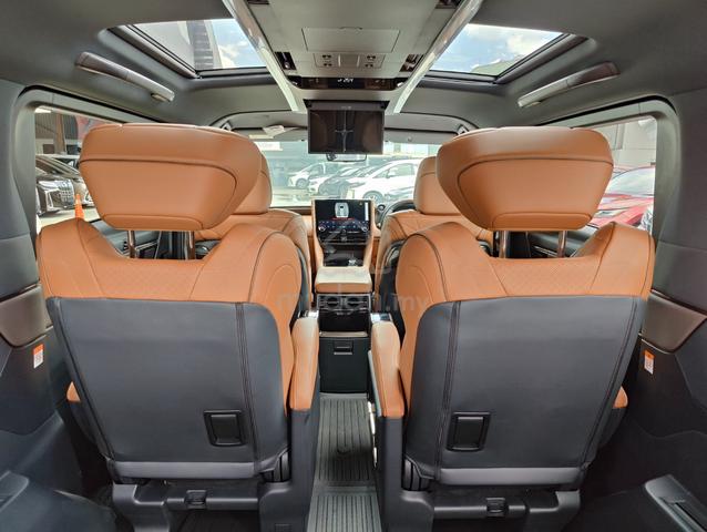 SIDE STEP 2025 Toyota VELLFIRE 2.4 Z PREMIER GRAY - 5
