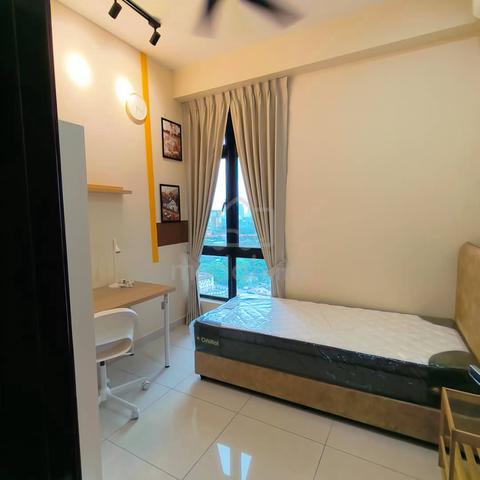 J Dupion Rooms (5min linked bridge to MRT Taman Pertama) 1