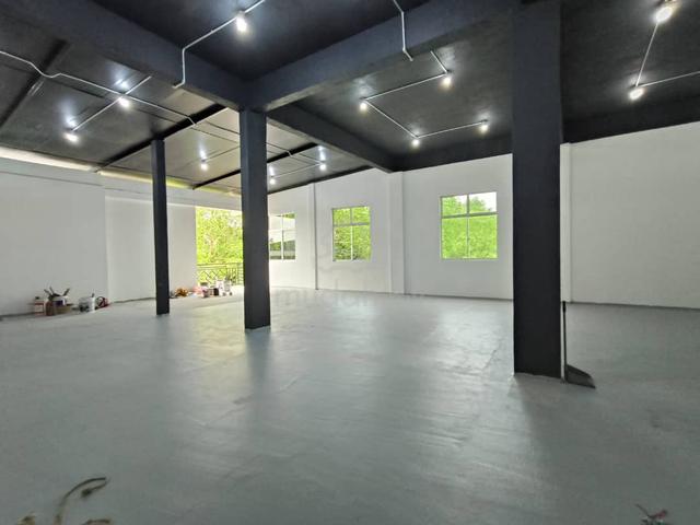 Double Storey Semi-Detached Warehouse with Office @ Muara Tabuan 1