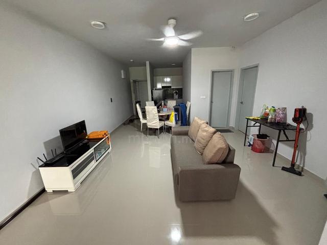 Admiral Residences 1