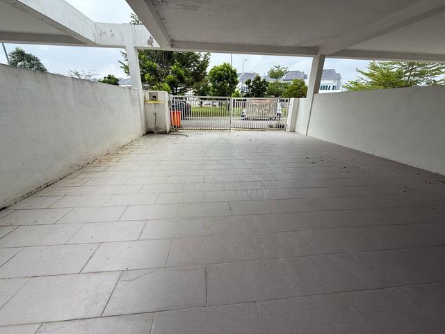 Sendayan,seremban 2,hijayu 3,suriaman,ara sendayan facing playground 1