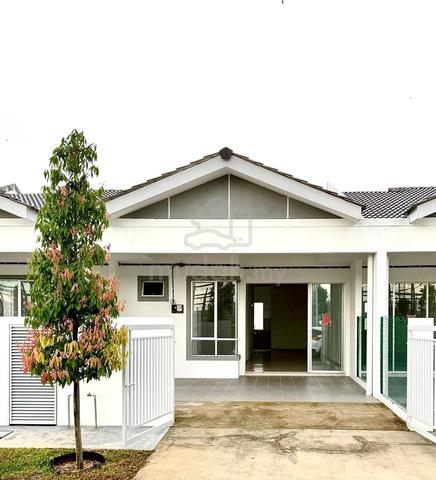 For Rent: Single Storey House at Taman Arowana Lenggeng. 1