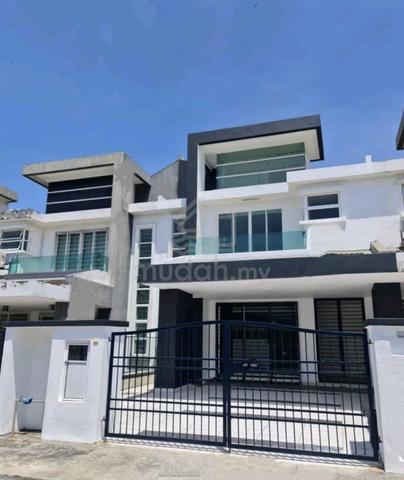 100% Loan 24x70 5R3B Superlink 2Storey House Tiara East Semenyih 1