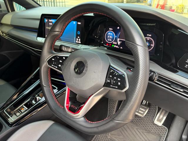 2023 Volkswagen GOLF 2.0 GTI (A) - 5