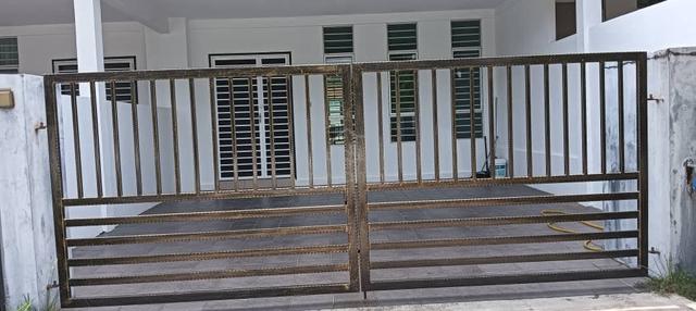 Double Storey Terrace House at Bangi Avenue 1 Facing Open for Rent! 1