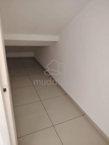 double story terrace house with good neighbour.22x75 size 1