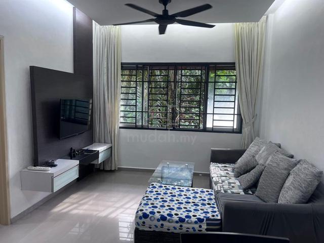 Taman Tampoi Utama Flat 1