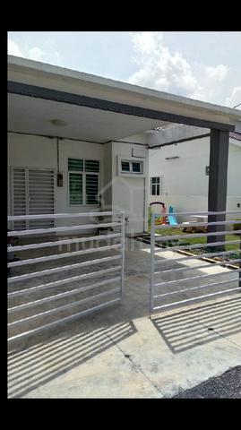 Sewa / Rent End Lot Terrace House Bandar Permata Lunas 1