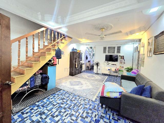 Double Storey Taman Tasik Tambahan Ampang 1
