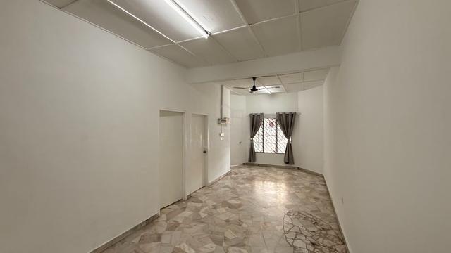 For Rent Jalan Sri Putri 1, Taman Putri, Kulai Single Storey Terrace 1