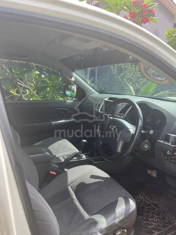 2013 Toyota HILUX 2.5 G VNT (A) - 3