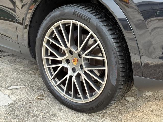 RECON PLATINUM EDITION 2022 Porsche CAYENNE 3.0 - 3
