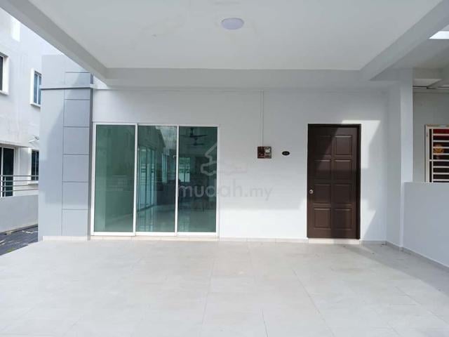 Guarded Gated @ double storey terraced house with extra land 1