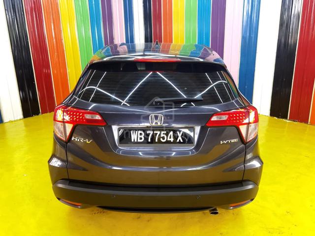 Honda HR-V 1.8 V Spec Push Start Original - 4