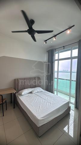 Ready to move in Fully furnished Master Room @ Saville D'lake Puchong 1