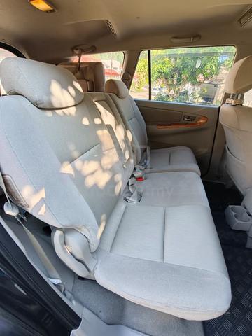 2009 Toyota INNOVA 2.0 E FACELIFT (A) - 5
