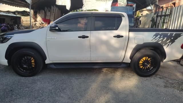 2017 Toyota HILUX 2.4 G LE (A) - 2