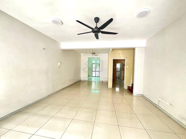 FULL LOAN Park Villa Townhouse Bandar Bukit Puchong 2 , Puchong 1