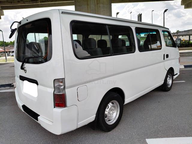 2013 Nissan Urvan 3.0 (M) Window Van 14 seat - 3