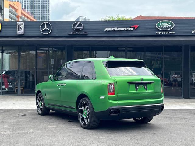 2024 Rolls Royce CULLINAN BLACK BADGE BB 6.7 GREEN - 2