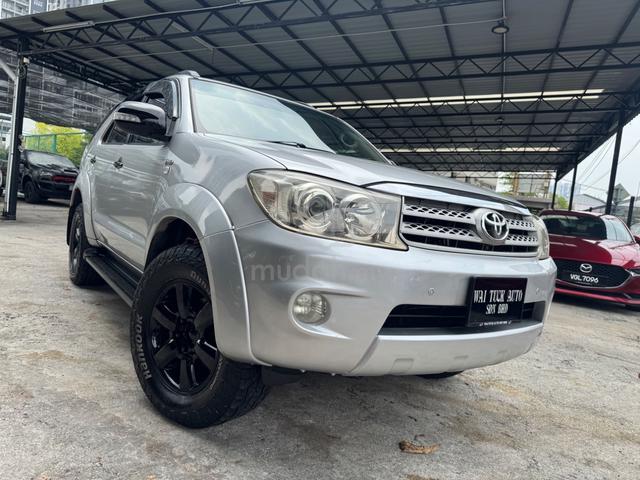 Toyota FORTUNER 2.5 G FACELIFT (A) Diesel Turbo - 1