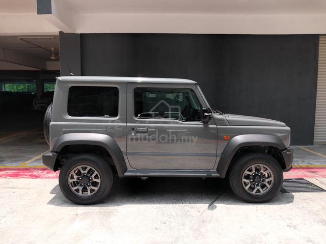 MEDIUM GREY 9000KM 2023 Suzuki Jimny 1.5 JC Sierra - 3