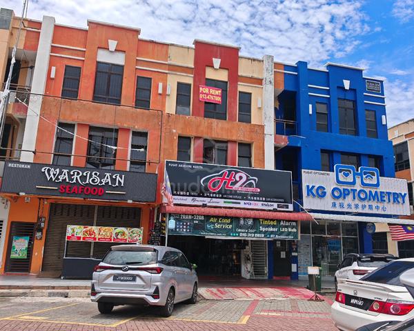 Second Floor Taman Tuanku Haminah Facing Main For RENT 1