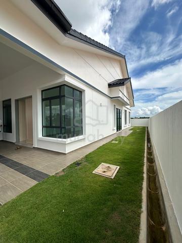 Rumah Semi D Luas/Selesa/Miliki Sekarang!Kluang Rm0 booking fee! 4
