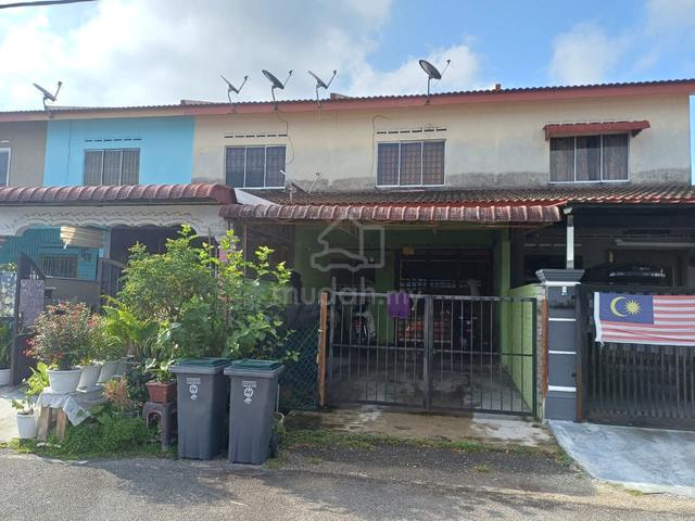 Taman Suria, Simpang Renggam, Johor 1