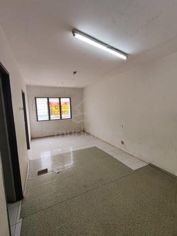 Teratai Apartment (Taman Bunga Raya) 1