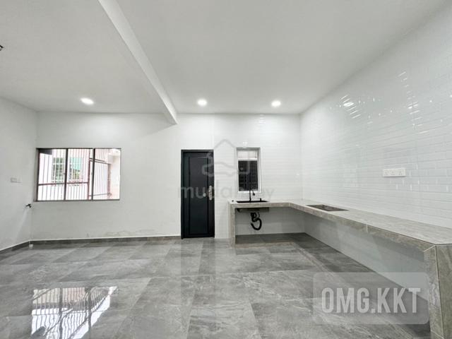 Klang Utama Double Storey Facing Open Renovated Move In Condition 2