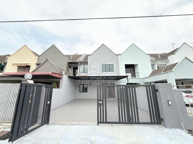 Permas Jaya @ Bandar Baru Permas 2 Storey Terrace House 5 Bed 3 Bath 1