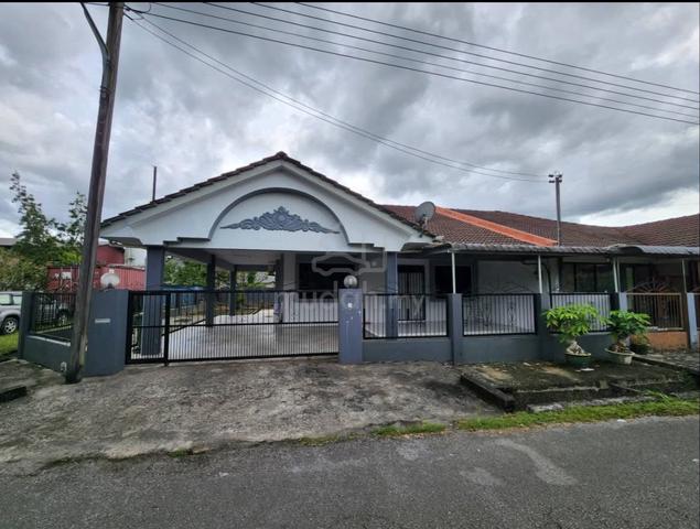 Single Storey Semi Detached House at Semaba 1