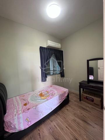 Alam damai small room for rent 1