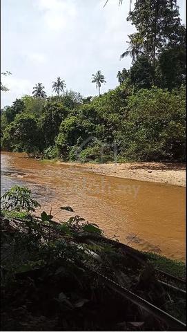 Tanah Kosong Tepi Sungai Mukim Lenggong Perak (Geran Individu) 1