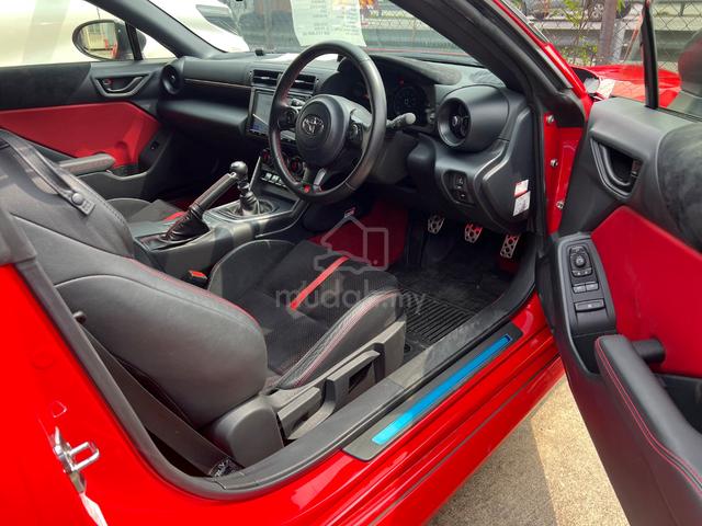 MERDEKA CLEARANCE 2022 Toyota 86 2.4 GR RZ Manual - 4