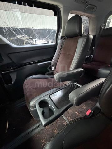 2013 Toyota ALPHARD 2.4 240S TYPE GOLD FACELIFT - 4