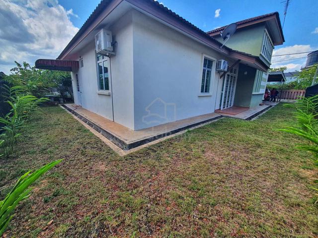 (Depan Surau & Open Facing) Banglo 1 Tingkat Krubong Melaka 3