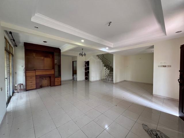 Bukit Kecil Semi D l Freehold l 5 bedrooms Unit l Near Song Ban Kheng 1