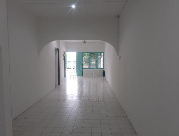Single Storey Intermediate @Taman Lovelyland, Batu Kawah 1