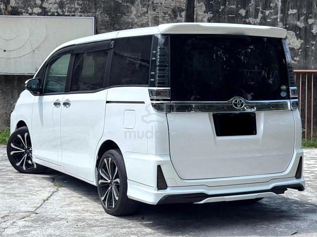 2021 Toyota VOXY 2.0 ZS KIRAMEKI (A) FACELIFT 8SET - 2